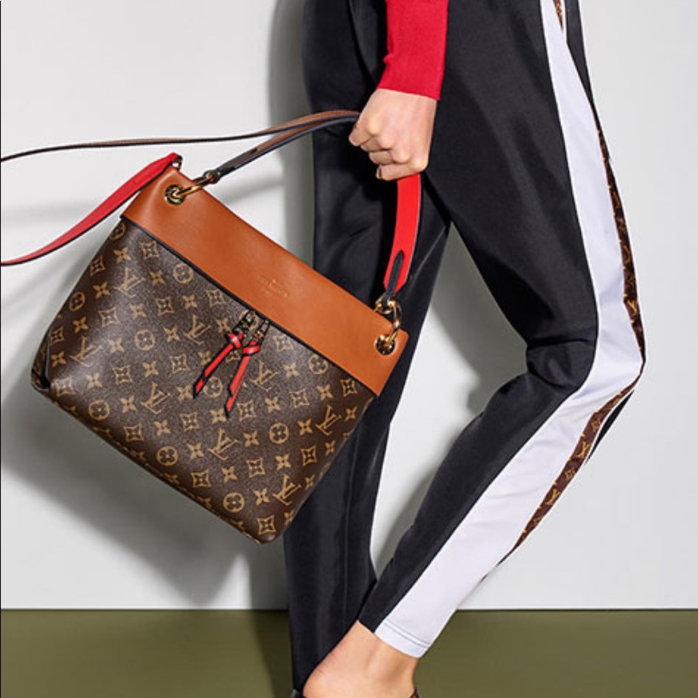 Louis Vuitton Tuileries Besace - Picture 11 of 15